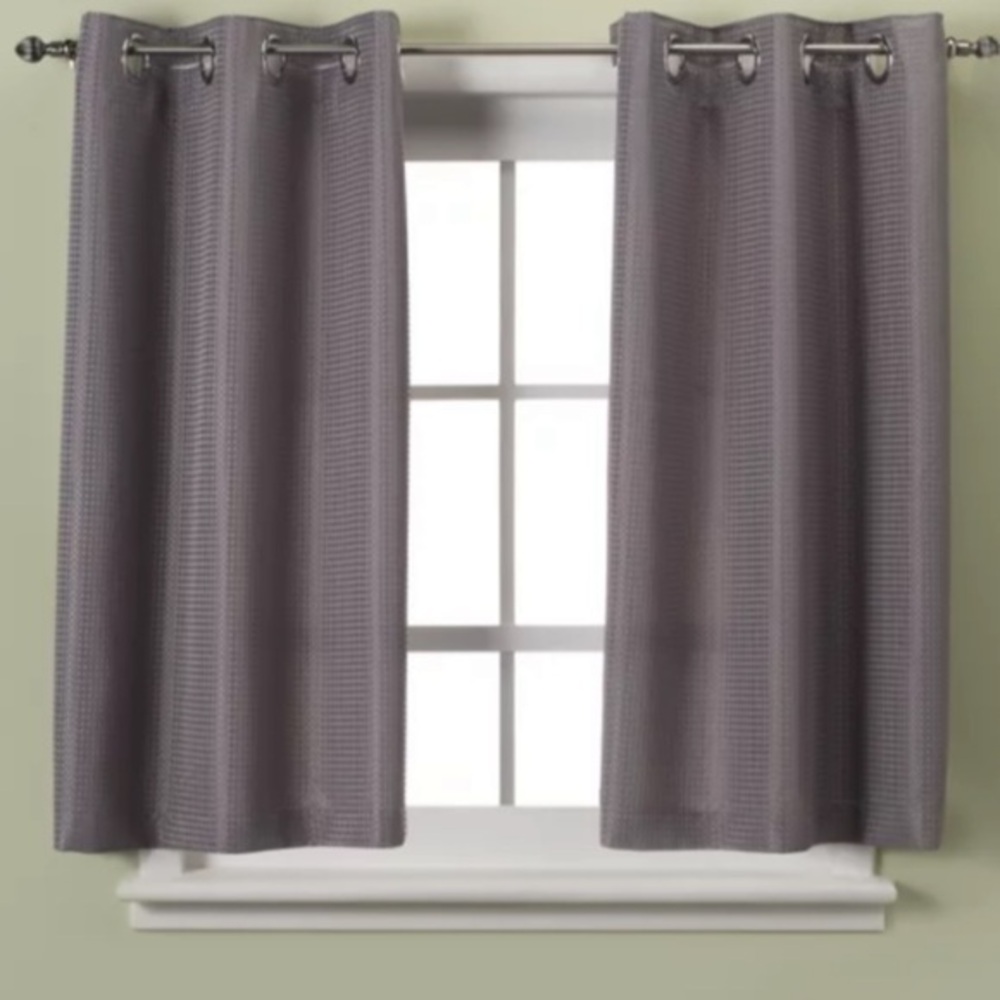NWT Hookless Sure Fit Waffle Curtain in Black Waffle